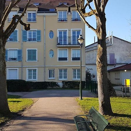 Residence Dalimier #Hypercentre# Corbeil-Essonnes Exterior foto
